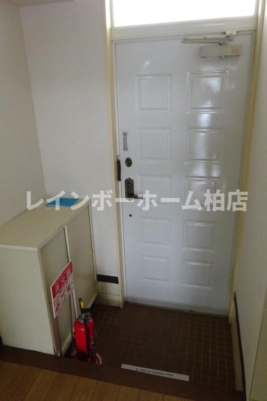 玄関　ゆったりとした玄関です