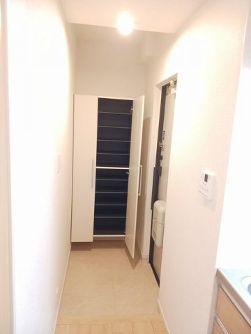 玄関　明るい玄関です
