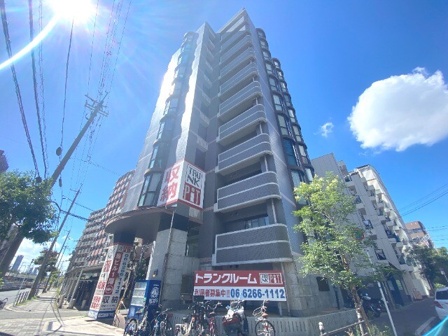 建物外観　クールな印象です。