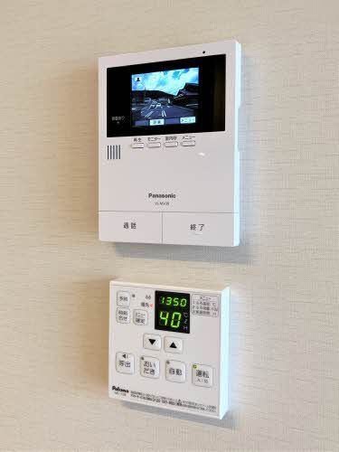 セキュリティ　モニター付きドアホン