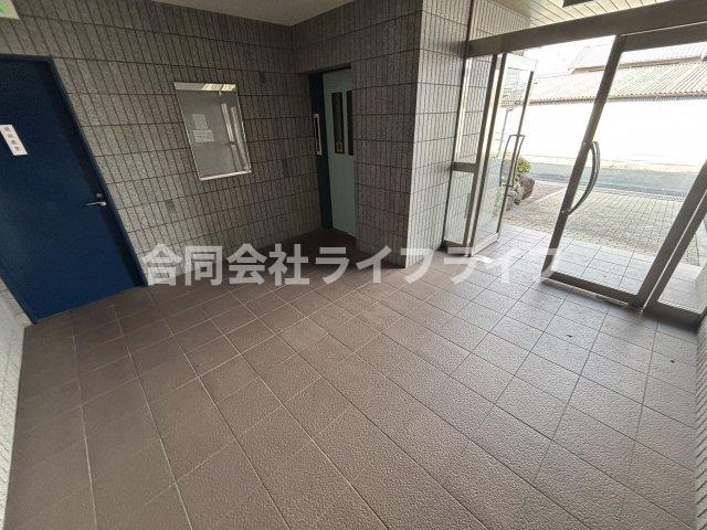 ロビー　ゆとりのあるロビーです