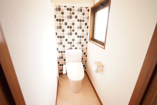 トイレ　シンプルで使いやすいトイレです