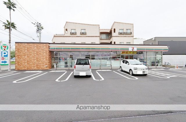 コンビニ　セブンイレブン 徳島南出来島町1丁目店（コンビニ）まで332m