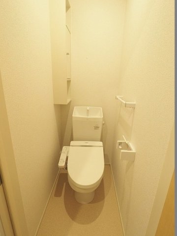 トイレ　コンパクトで使いやすいトイレです