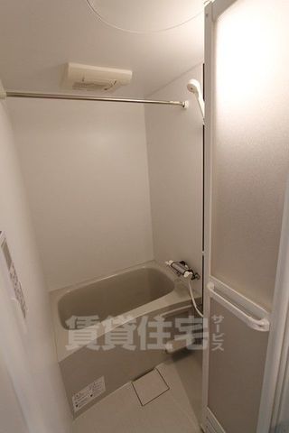 バス・シャワールーム　同物件別部屋