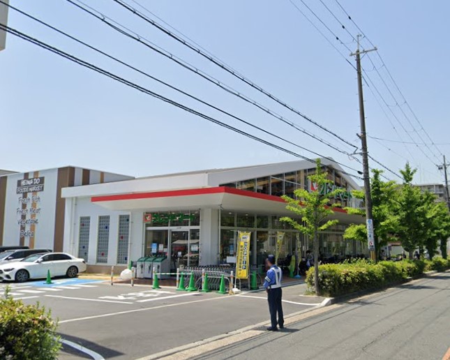 スーパー　フレンドマート豊中熊野店（スーパー）まで745m