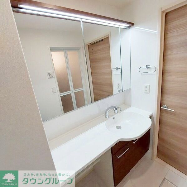 洗面設備　お部屋探しは株式会社　タウンハウジング　までお気軽にお問合…