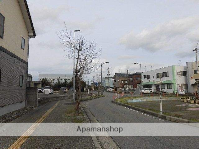 その他　前面道路（その他）まで0m