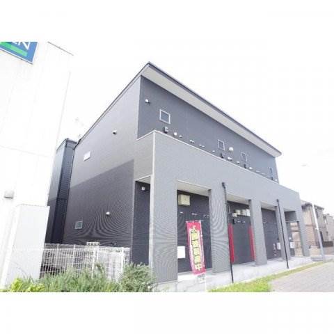 建物外観　ＬＡＵＲＥＬ　ＩＮＩＣＩＯの外観