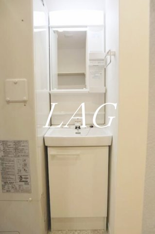 洗面設備　洗面台です。