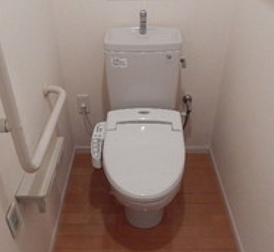 トイレ　コンパクトで使いやすいトイレです