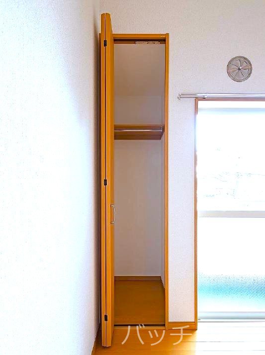 収納　別号室写真の為、現況を優先致します。