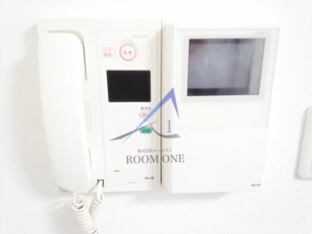 セキュリティ　モニター付きインターホンです。