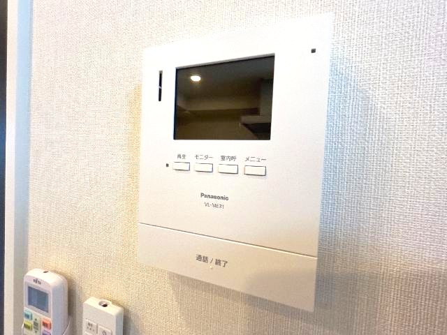 セキュリティ　カメラ付インターホン（イメージ）