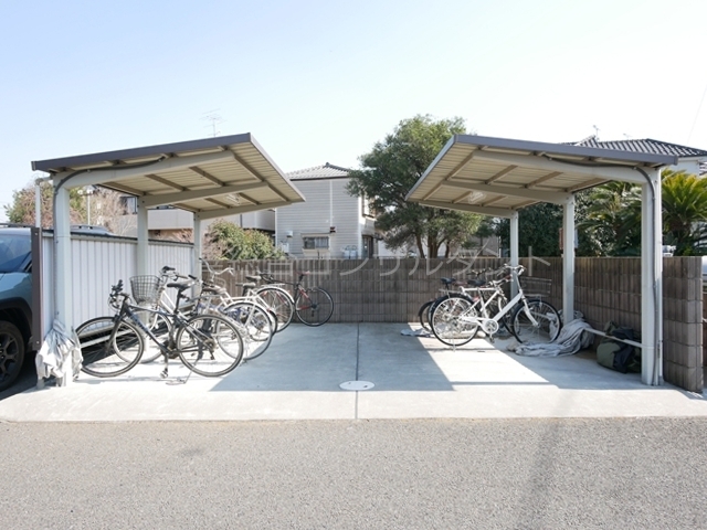 その他共有部分　屋根付駐輪場