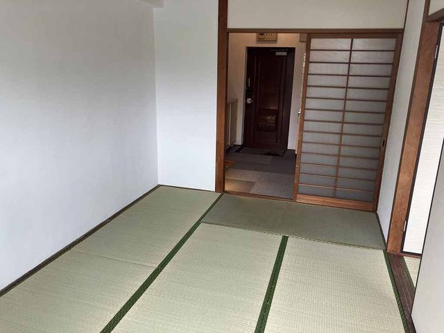 玄関　室内