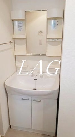 洗面設備　洗面台です。