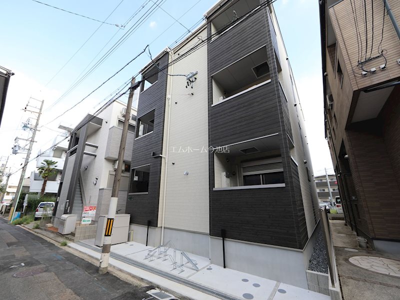 建物外観　外観　オートロック防犯カメラTVモニターホン宅配BOX完備