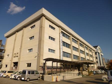 役所　伊勢市役所（役所）まで692m