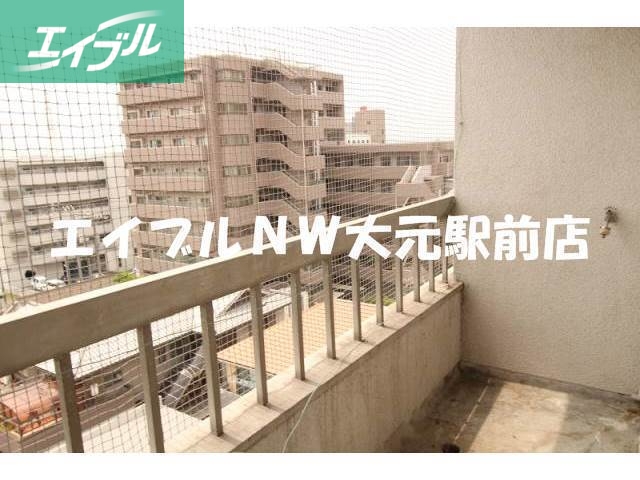 バルコニー