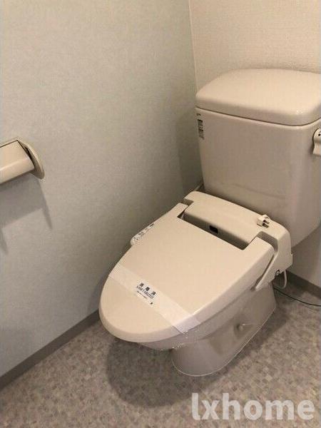トイレ　清潔感のあるトイレです