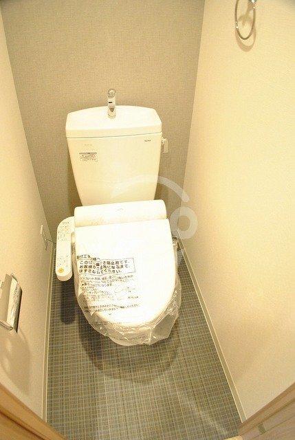 トイレ　プレサンス江戸堀　ウォシュレット付き