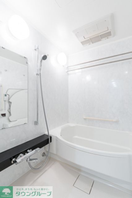 バス・シャワールーム　※写真は同タイプ住戸です。