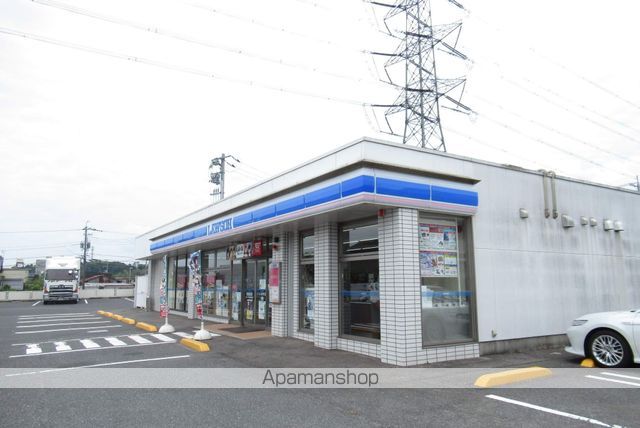 コンビニ　リーソン　坂本町店（コンビニ）まで300m