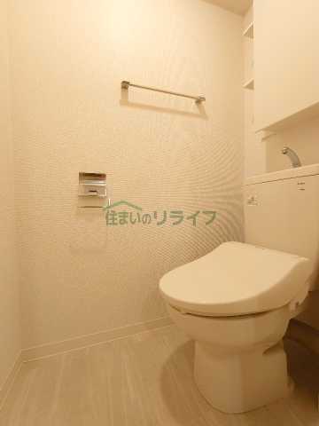 トイレ　別部屋引用