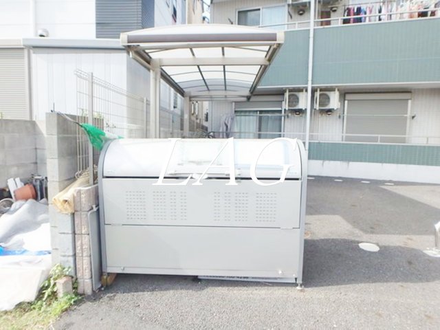 その他共有部分　共用ゴミ置き場です。