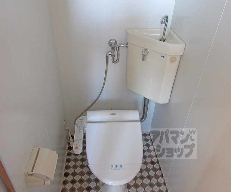 コート マザリのトイレ写真