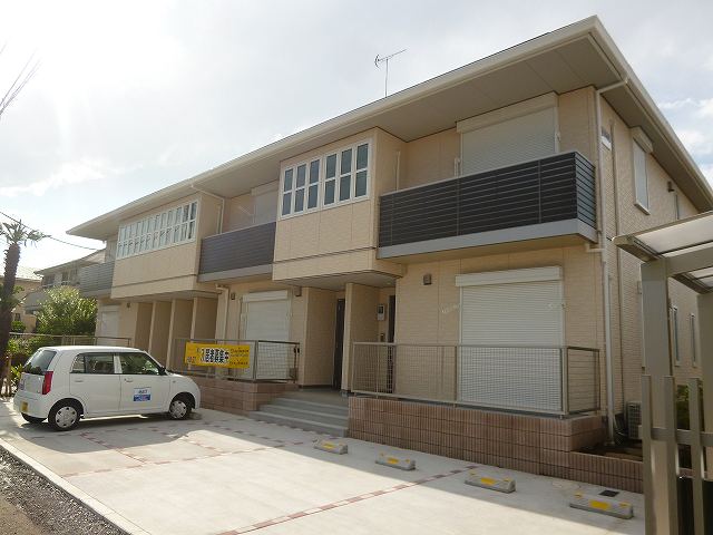 建物外観　管理体制の行き届いた、積水ハウス施工のシャーメゾンシリーズ！