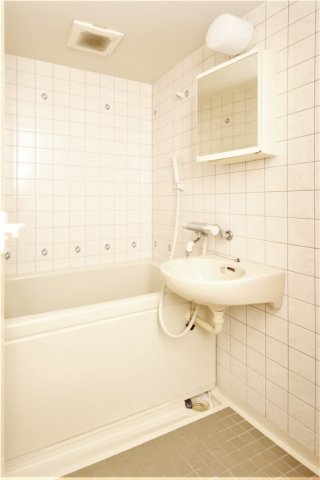 バス・シャワールーム　参考写真（同物件別部屋）