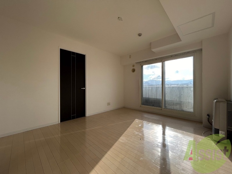 居室・リビング　明るいお部屋は気持ちよく過ごせそうですね。