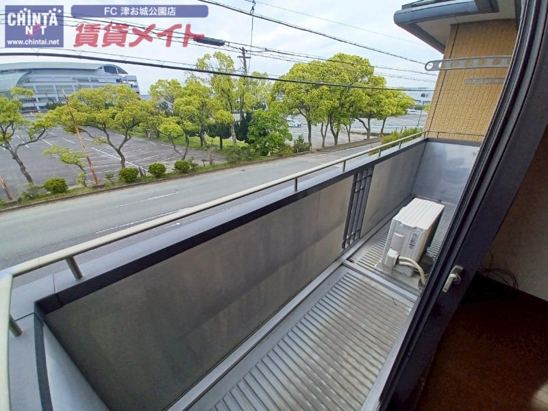 バルコニー　同物件別室写真反転