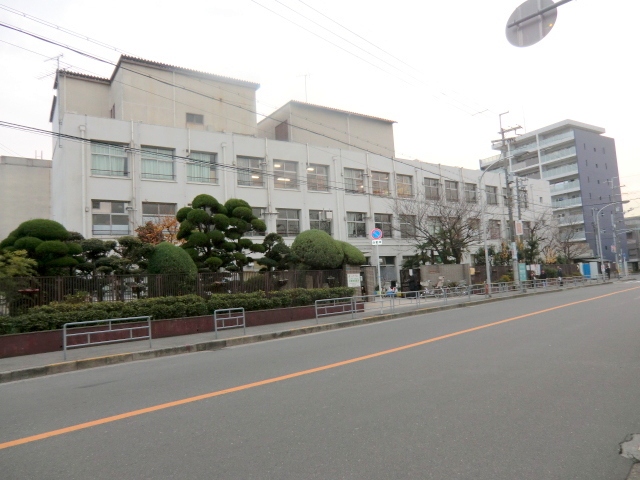 小学校　大阪市立西三国小学校（小学校）まで395m