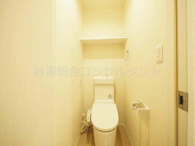 トイレ　温水洗浄便座