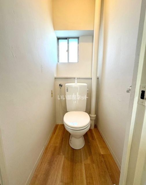 ヴィラナリー木太のトイレ写真
