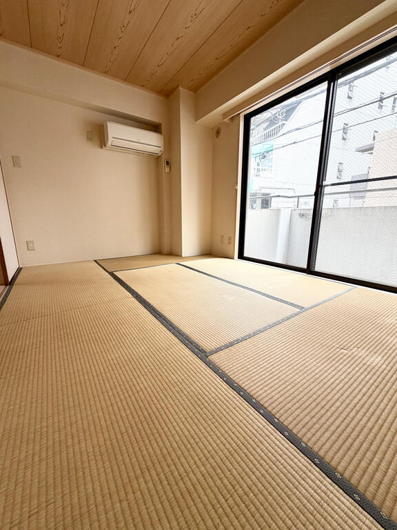 ブランシュ西荻の居間写真