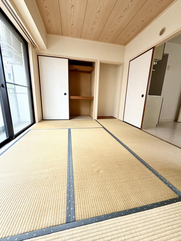 ブランシュ西荻の居間写真