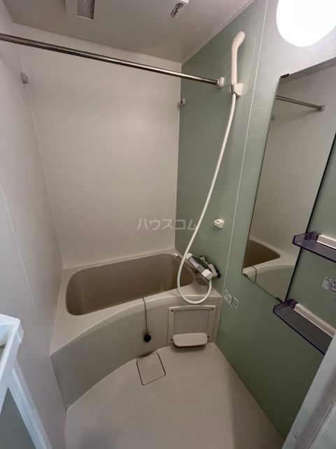 ビガーポリス405同心IIIの風呂写真