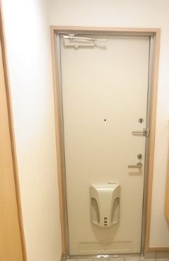 玄関　弊社は都内全域の物件をご紹介可能です！