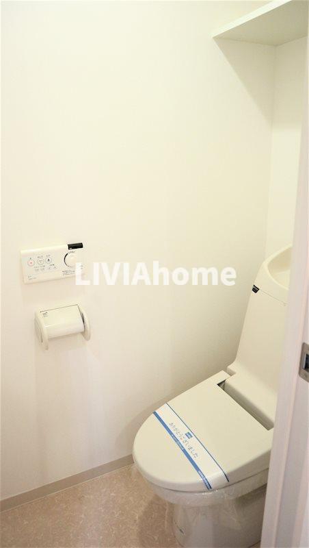京急空港線 穴守稲荷駅 徒歩3分 13階建 築15年のトイレ写真