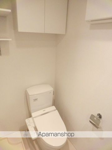 地下鉄御堂筋線 淀屋橋駅 徒歩14分 15階建 築12年のトイレ写真
