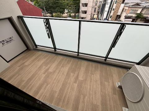 バルコニー　ベランダ