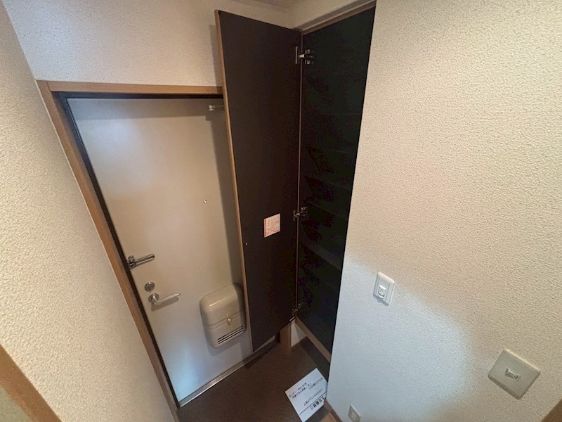 MuMoMi上沢の玄関写真