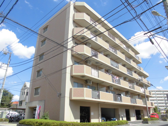建物外観　通勤・買物便利な土呂駅西口から徒歩２分