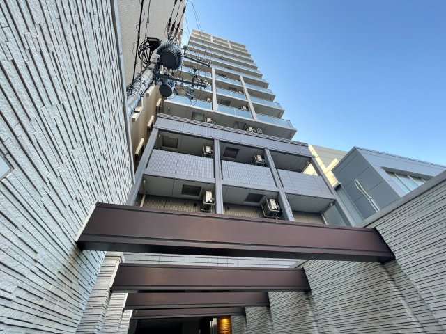 エスリード江坂広芝町の外観写真
