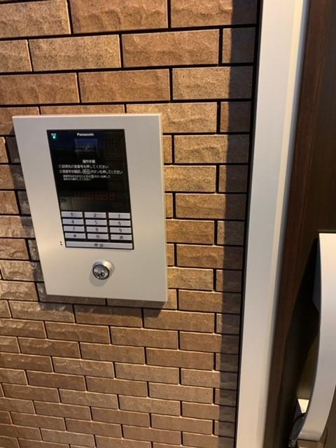 ラシーネ若宮の玄関写真