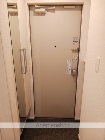 湘南モノレール 湘南深沢駅 徒歩13分 3階建 築2年の玄関写真